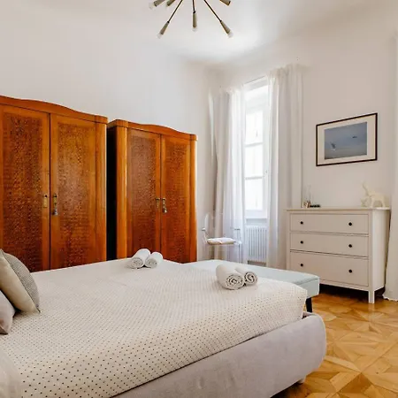 Διαμέρισμα Pogri House Unita