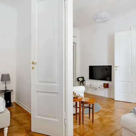 Apartament Pogri House Unita *
