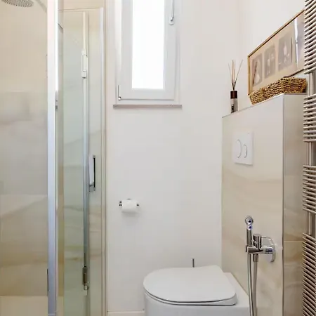 Pogri House Unita Apartamento